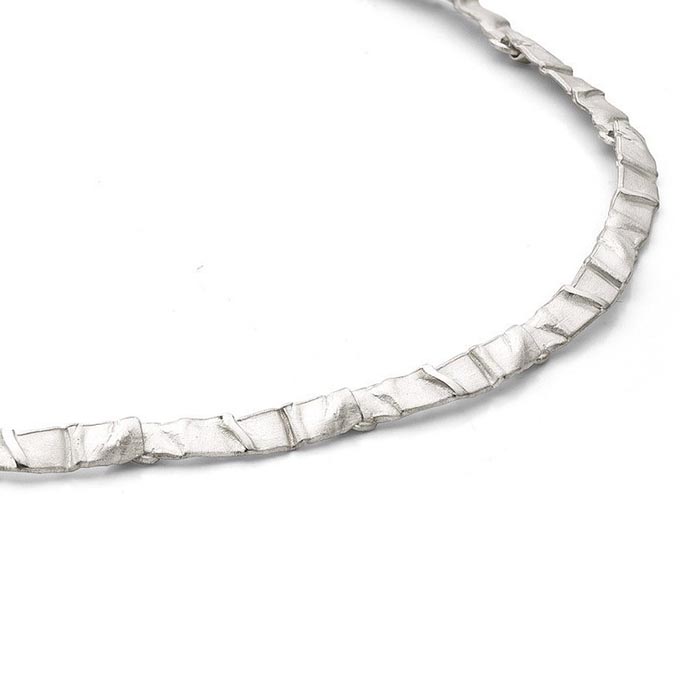 N 48 Zilveren halsketting