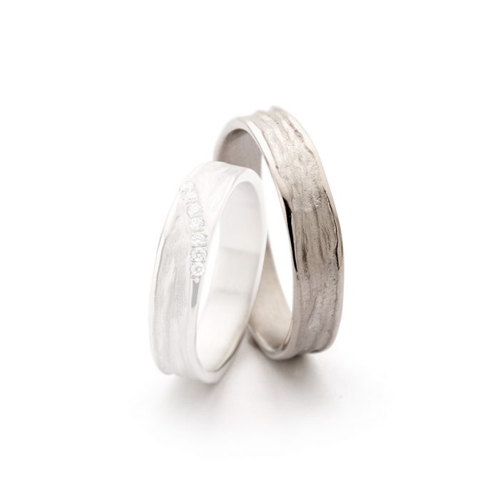 White gold wedding ring N° 22 man's ring