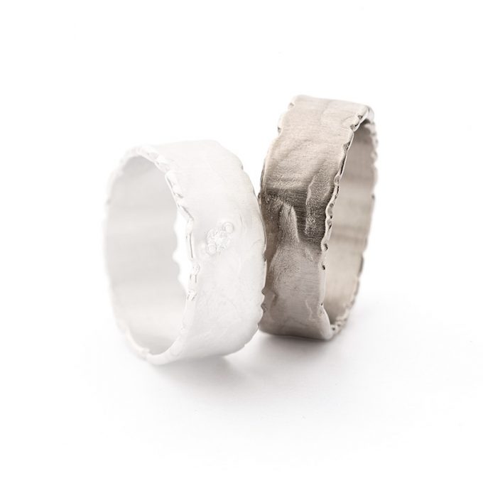 White gold wedding ring N° 41 man's ring