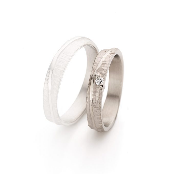 White gold wedding ring N° 047 lady's ring