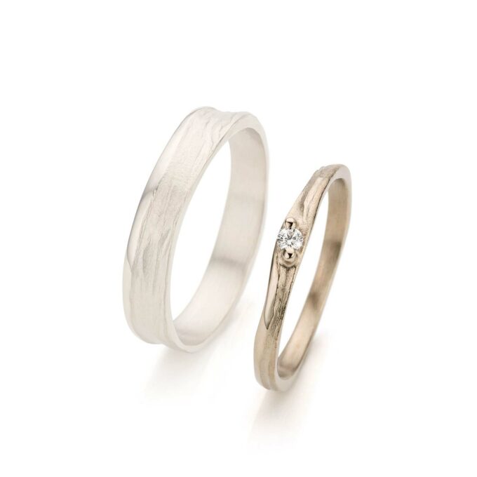 White gold wedding ring with diamond