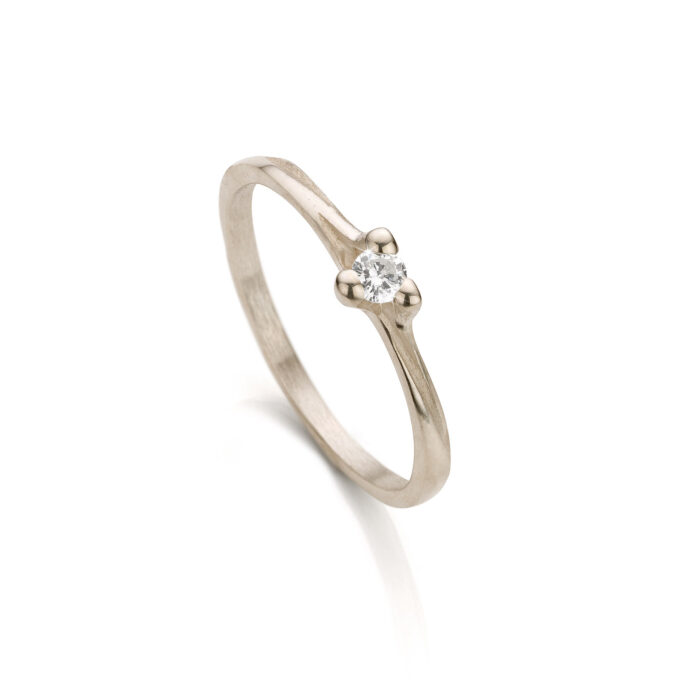 White gold engagement ring with diamond N° 059