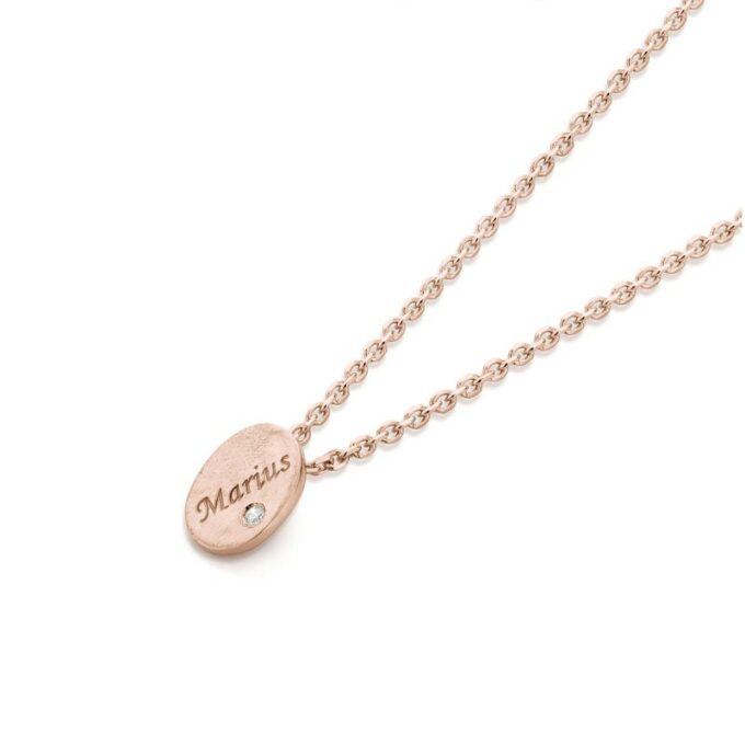 Rose gold necklace with pendant