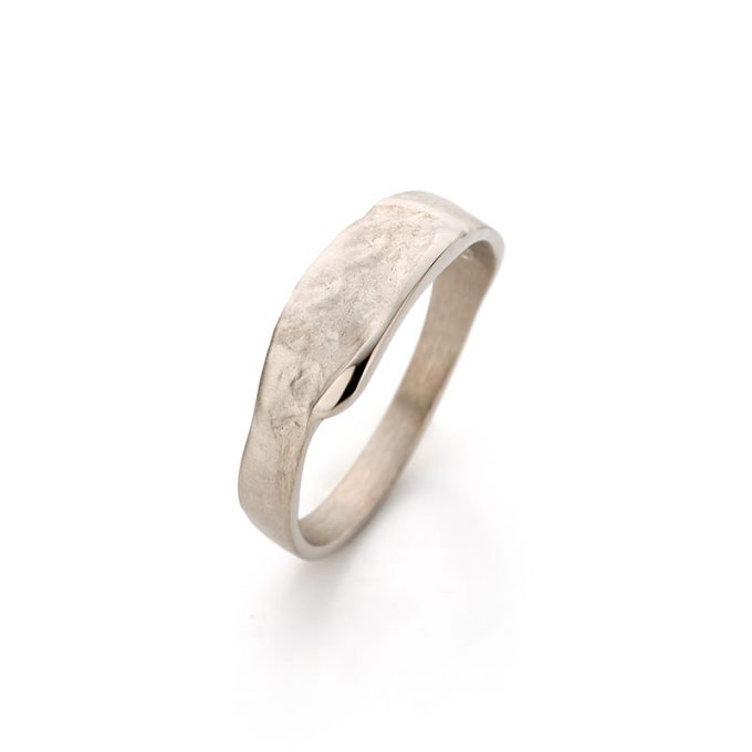 White gold ring N° 022