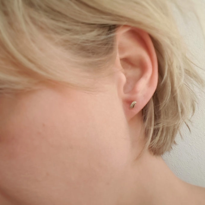 white gold stud earrings N° 035 model